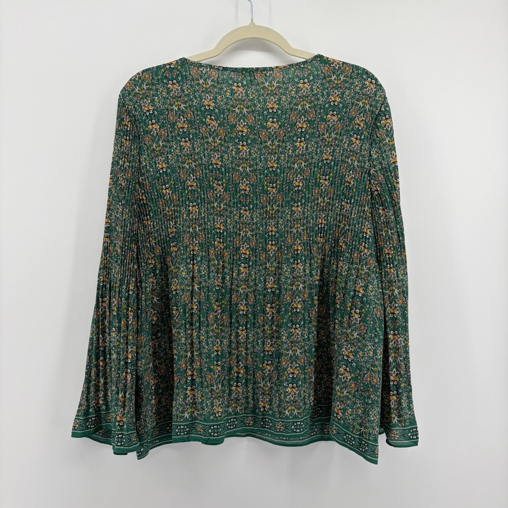 Max Studio Pleated Floral Paisley Blouse Green Women Size M Bell Sleeve‎ Boho - Picture 3 of 7